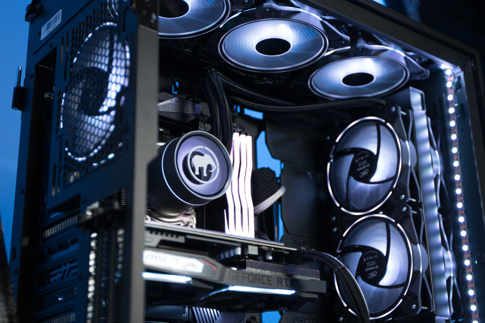 Mammoth Signature PC 2024